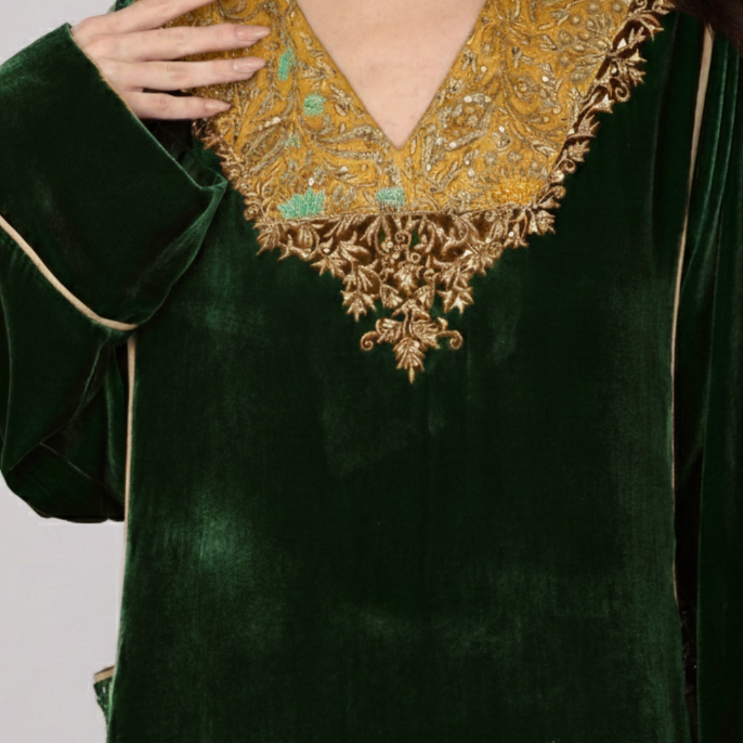 Zayna Velvet Jalabiya